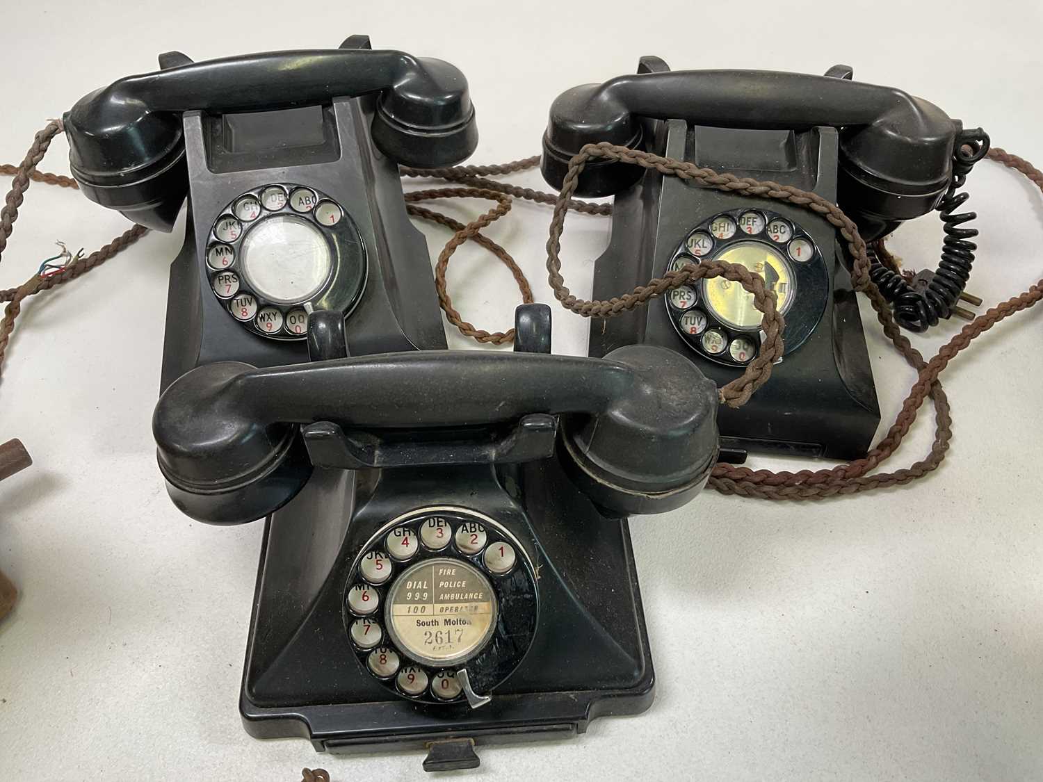 A collection of vintage telephones including three bakelite phones with rotary dials, a Sterdy - Image 2 of 4