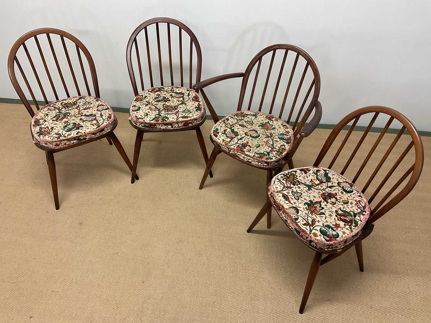 ERCOL three dark stained dining chairs and a carver with later cushions, height 80cm. - Bild 2 aus 2