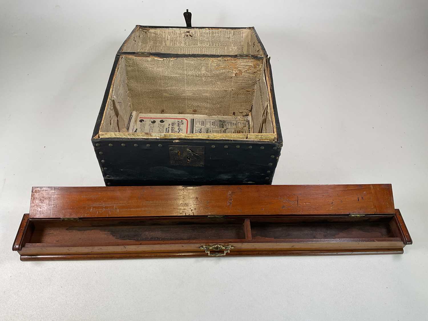 A mahogany desk top tidy, 6 x 87 x 9cm, and small black trunk with studs, 30 x 40 x 32cm. - Image 2 of 5