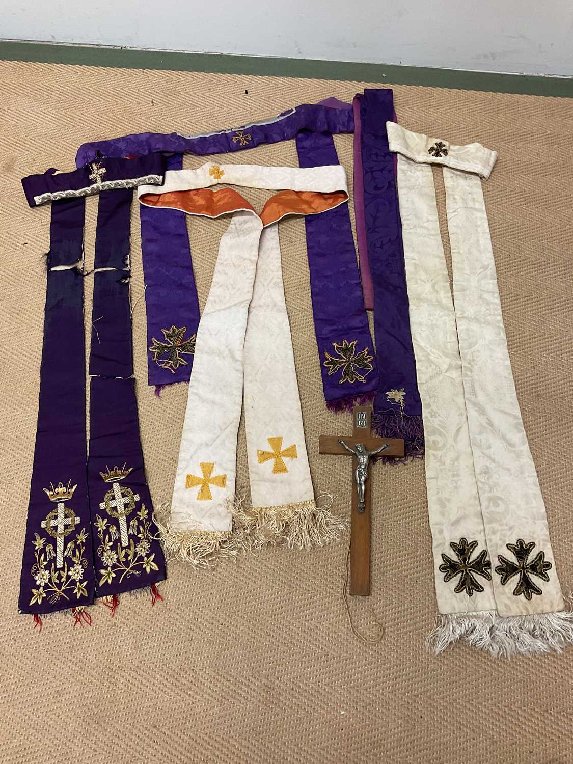 A collectors' lot comprising a quantity of embroidered vestments (af), three violin bows, a crucifix - Image 2 of 22