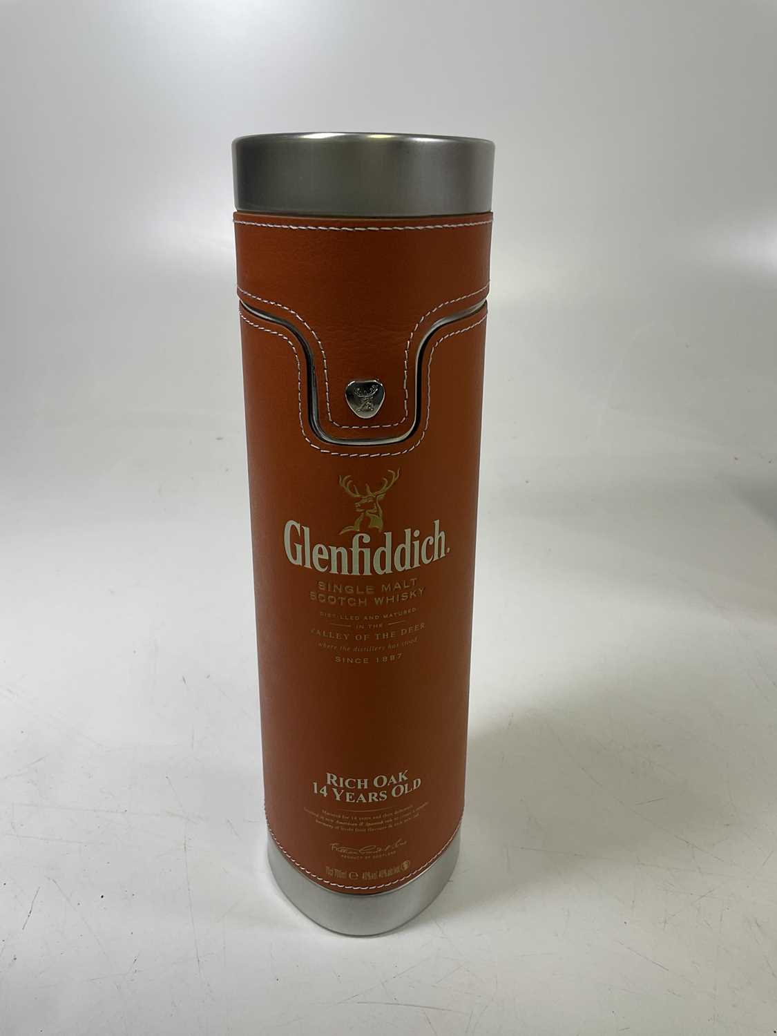 WHISKY; a bottle of Glenfiddich Single Malt Scotch whisky, Rich Oak, aged 14 years, 40%, 70cl, in - Image 3 of 3