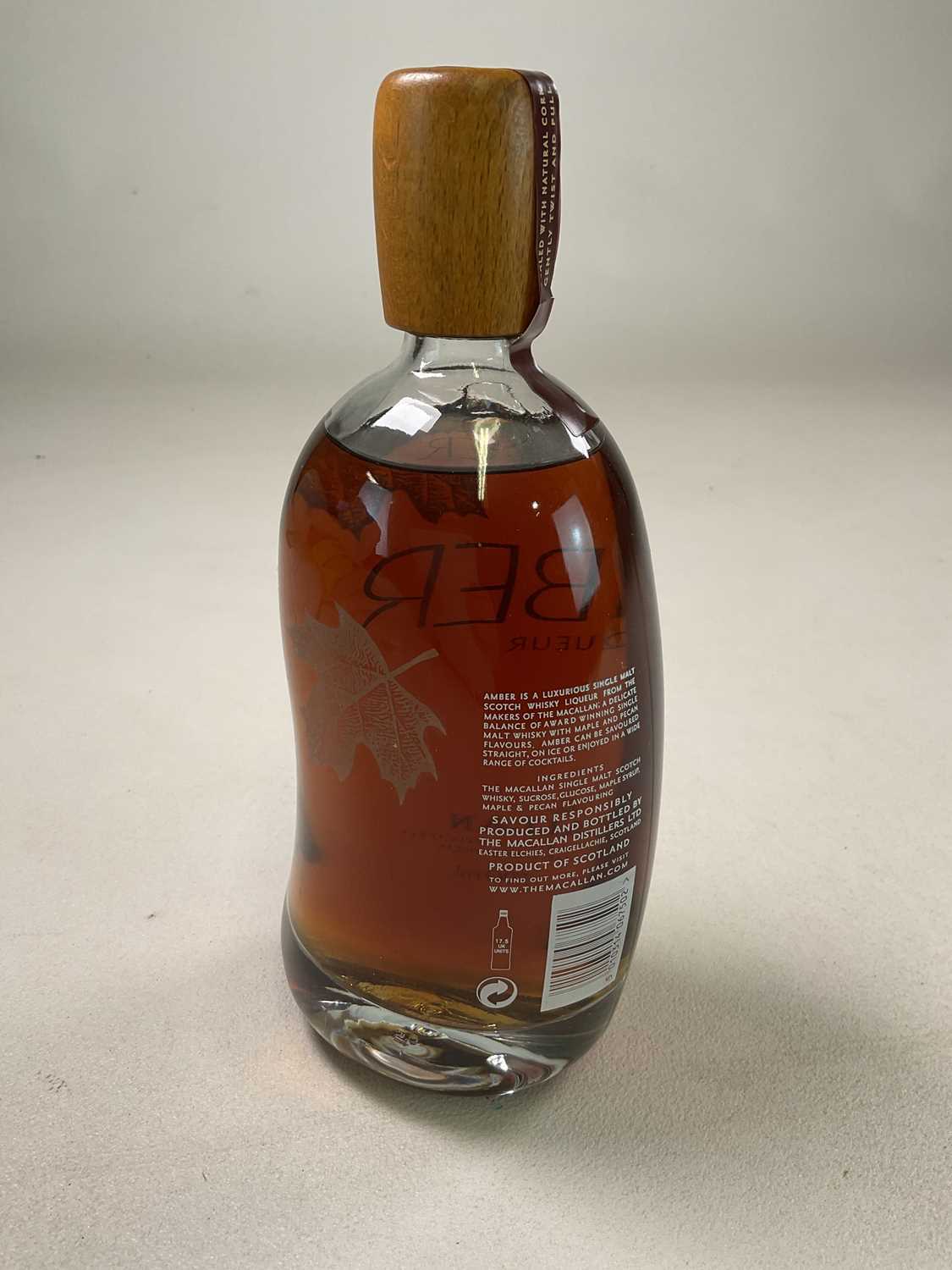 LIQUEUR; a bottle of The Macallan Amber liqueur, Single Malt Scotch whisky balanced with maple and - Bild 3 aus 4