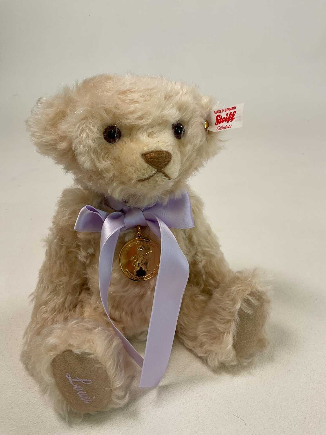 STEIFF; two boxed commemorative Teddy bear, The Queen Elizabeth II Memorial black bear 664519, - Image 5 of 6