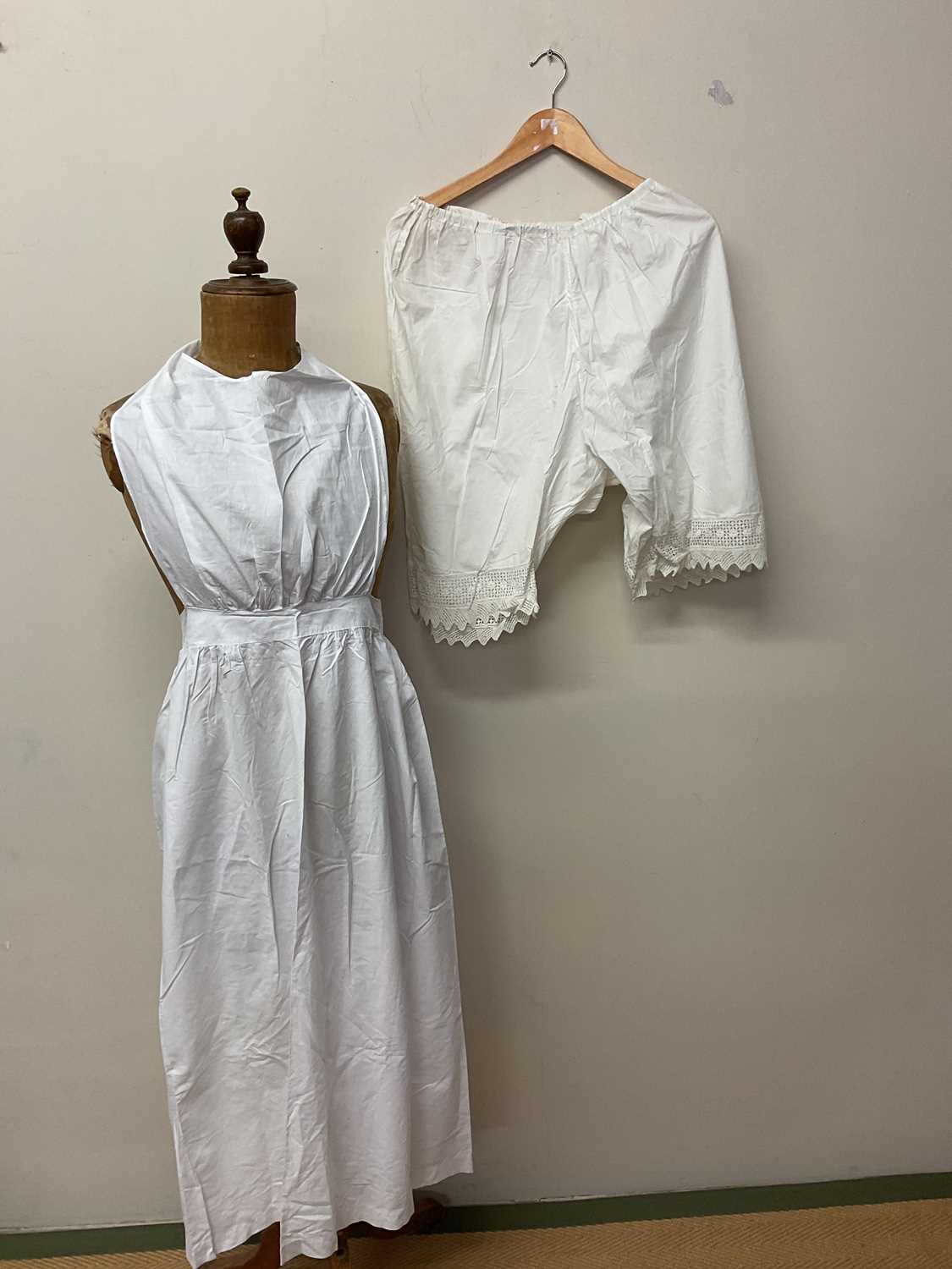 Items of vintage clothing including a quantity of 19th and 20th century embroidered cotton and linen - Image 3 of 5