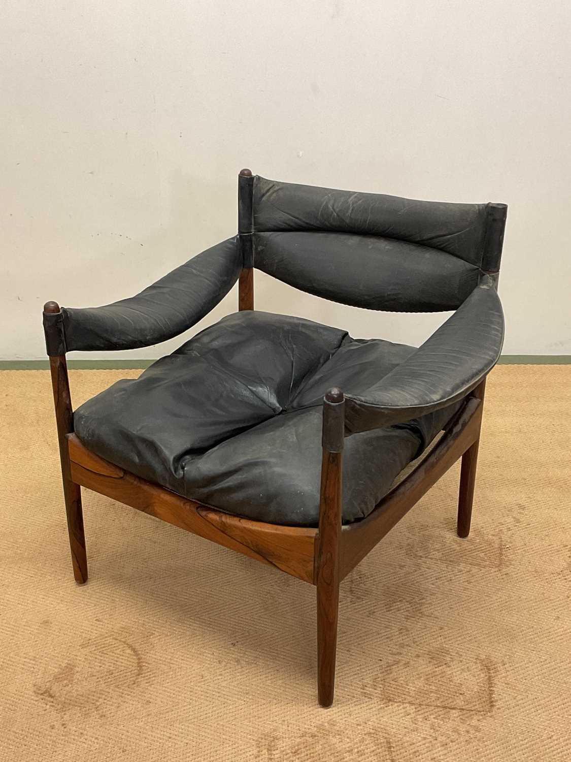 KRISTIAN VEDEL FOR SOREN WILLADSEN MOBELFABRIK; a mid 20th century Danish rosewood and black leather