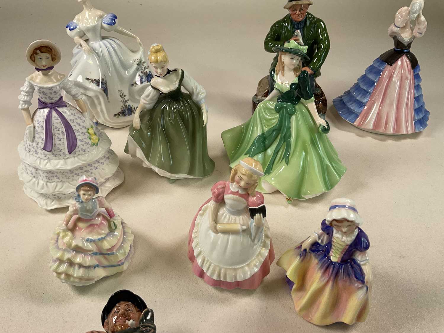 ROYAK DOULTON; eleven figures including HN3263 'Beatrice', HN2317 'The Lobster Man', HN2258 'A - Image 4 of 4