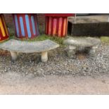 Two composite stone curved garden seats, height 42cm, width 104cm and height 40cm, width 126cm