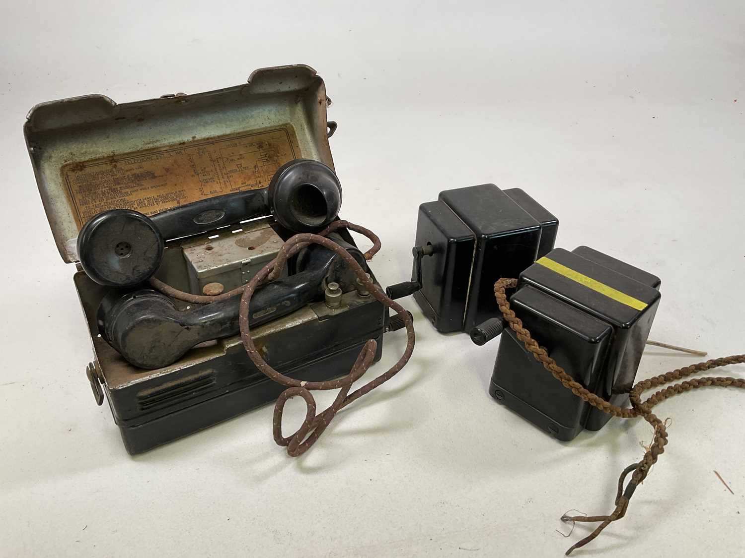 A collection of vintage telephones including three bakelite phones with rotary dials, a Sterdy - Image 4 of 4