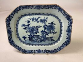 A large circa 1800 Chinese Export blue and white meat plate of canted rectangular form, length 37.