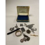 A small group of costume jewellery including silver chain, also a floral brooch, a Swan Mabie Todd &