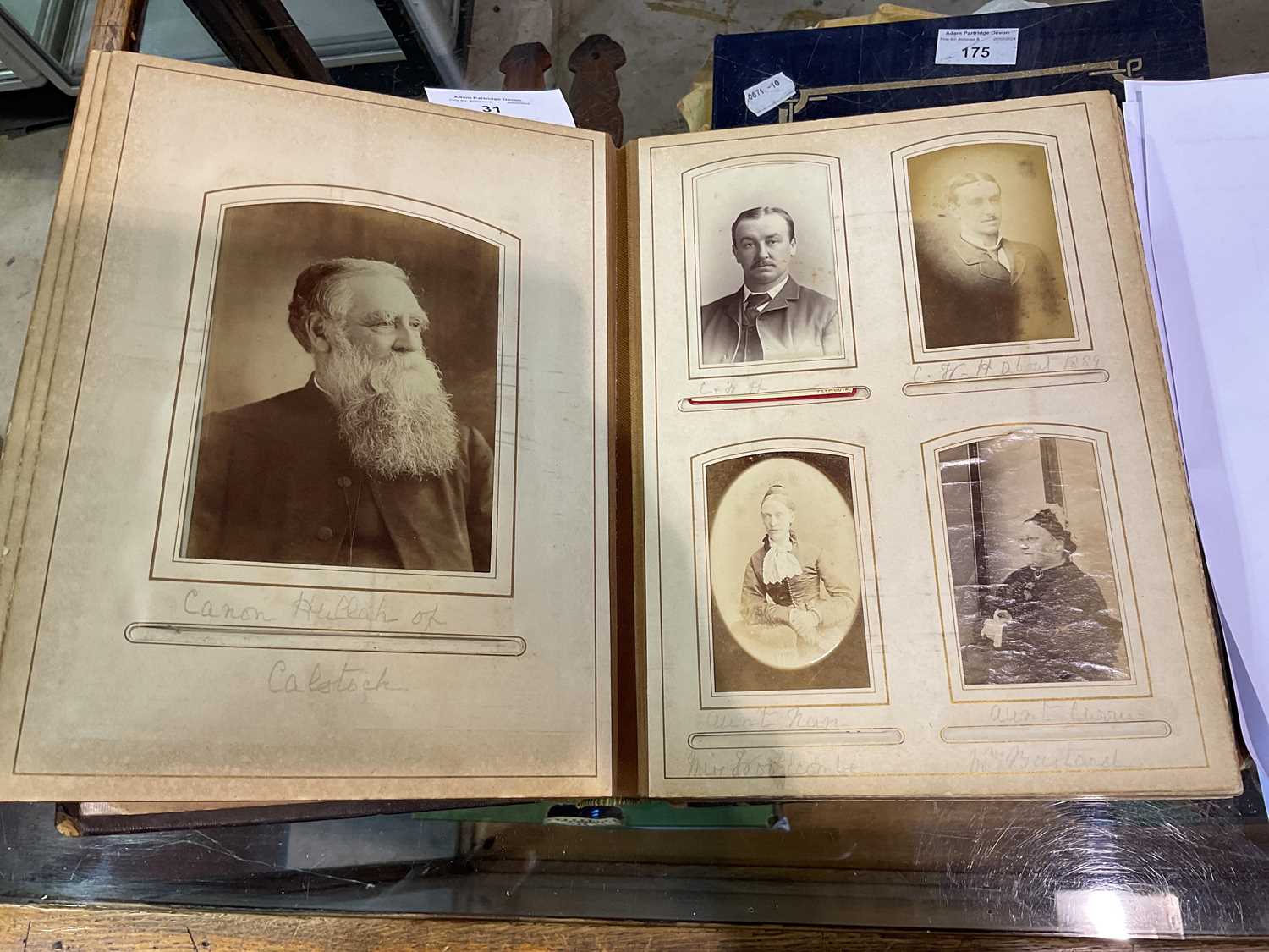 A Victorian photograph album, containing approximately one hundred photographs, mainly people and - Bild 15 aus 26