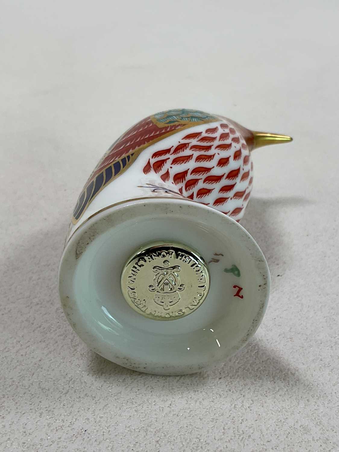 ROYAL CROWN DERBY; a collection of four bird paperweights including a Collectors' Guild Crested - Image 7 of 9