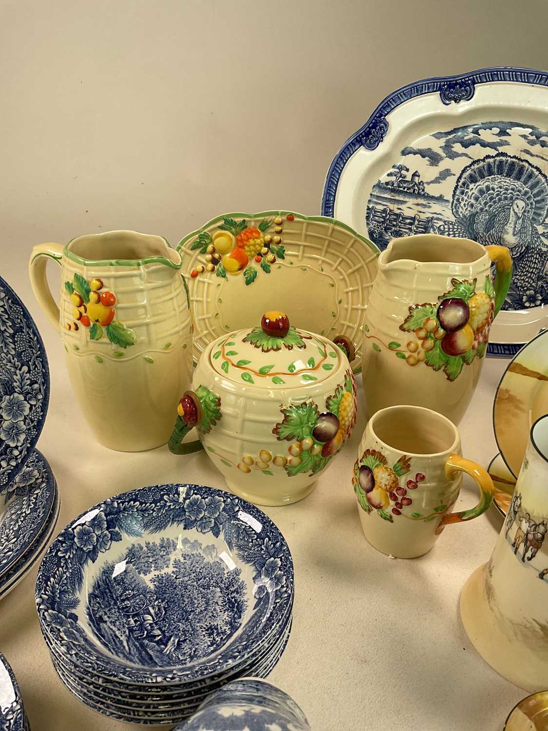 A mixed lot of ceramics including Wilkinson Honey glaze in style of Clarice Cliff, a quantity of - Image 3 of 3