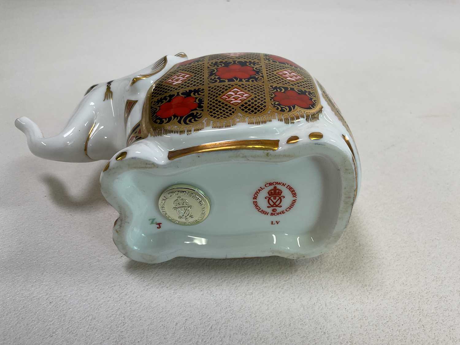 ROYAL CROWN DERBY; animal paperweights comprising an elephant (9cm), a dolphin and a rabbit, boxed - Image 4 of 8