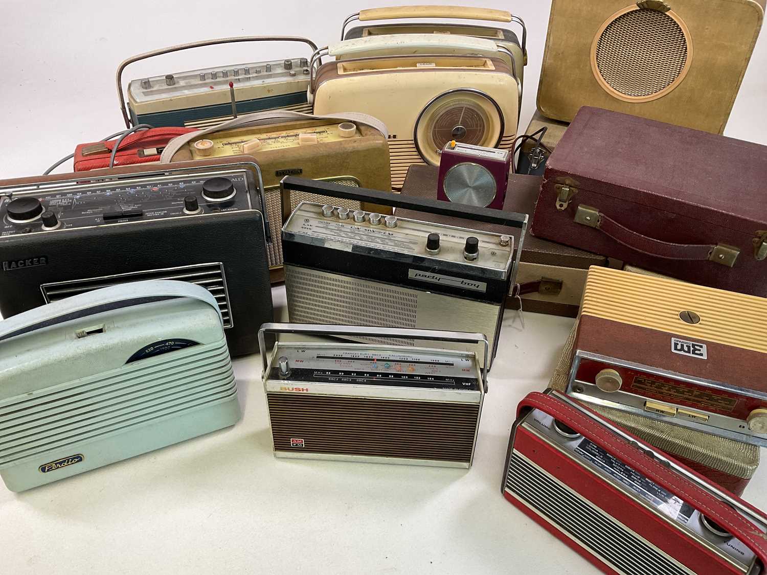 A quantity of mid 20th century radios including Hacker, Roberts, Bush, B&O etc. - Image 2 of 3