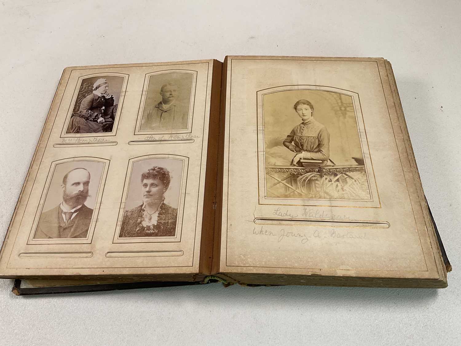 A Victorian photograph album, containing approximately one hundred photographs, mainly people and - Bild 4 aus 26