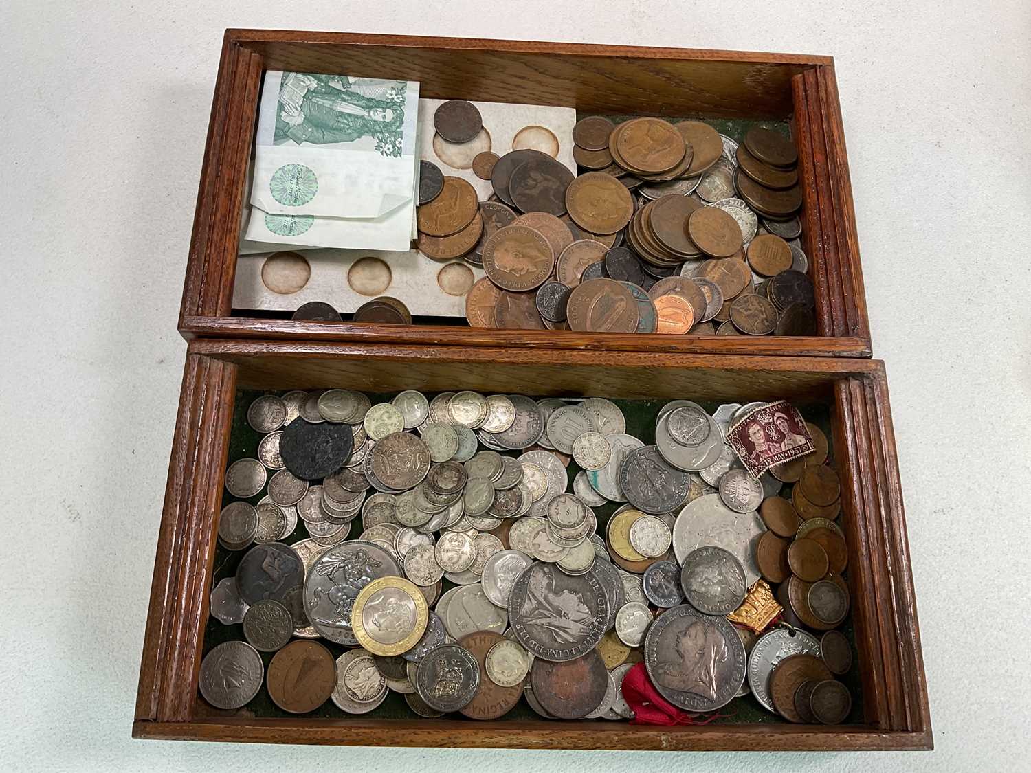 A wooden box containing British and foreign coinage, boxed Maundy coins, two Lusitania boxed replica - Image 2 of 7