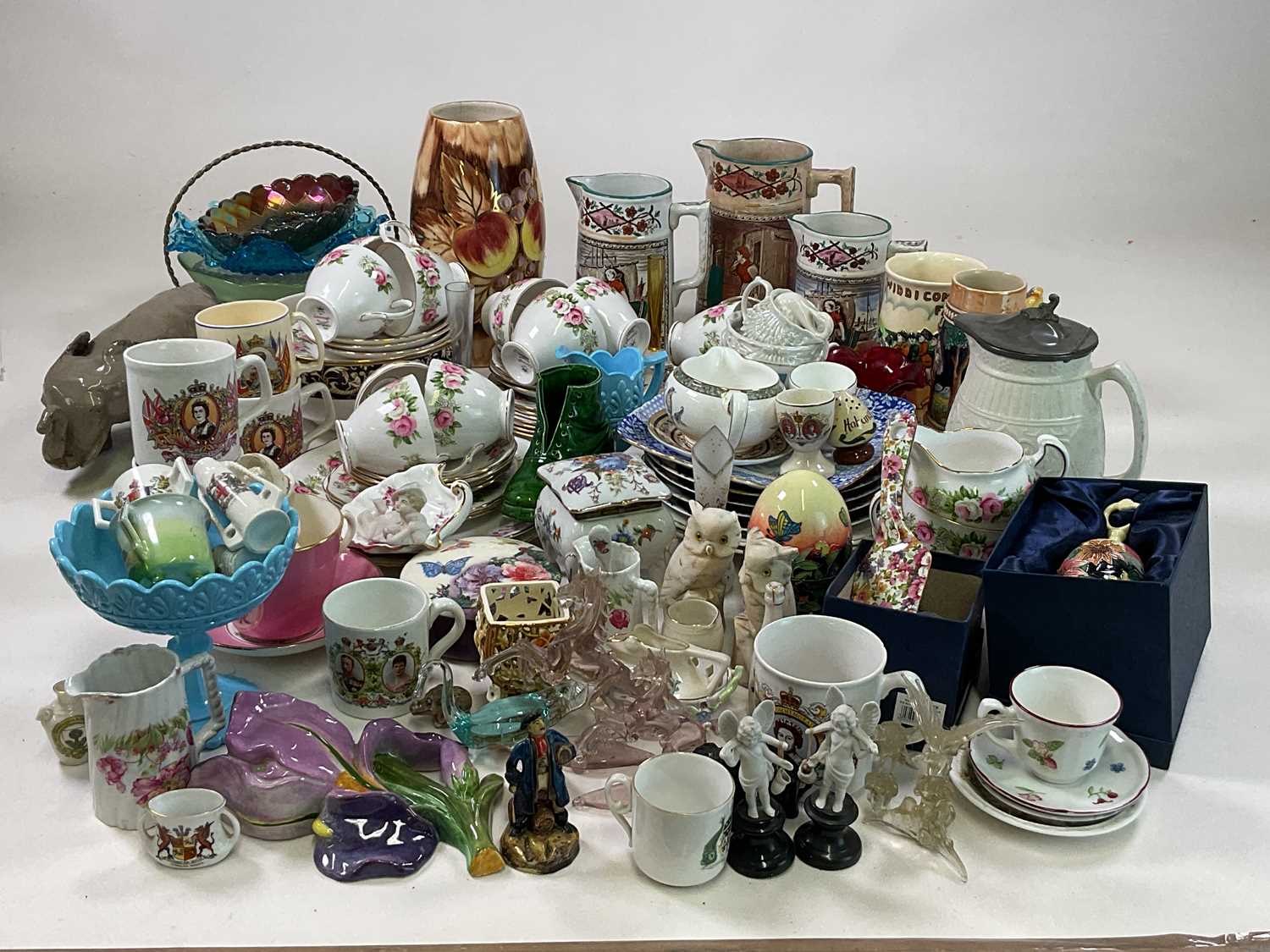 A large quantity of various ceramics, to include tea wares, figures, jugs, decorative items etc.