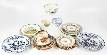A quantity of cabinet plates and bowls, including a Royal Crown Derby pattern 1128 Imari cabinet