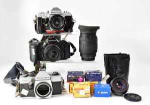 A small quantity of vintage cameras, comprising a Praktica LTL3 with Tessar 2.8/50 Carl Zeiss Jena