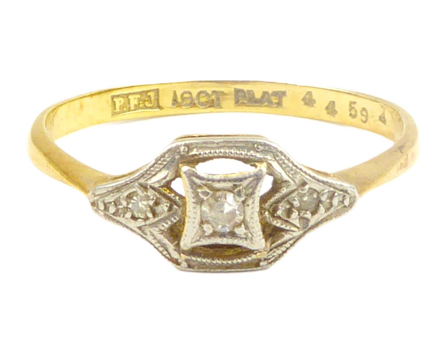 An 18ct gold Art Deco style platinum diamond ring, size M, approx. 1.7g.