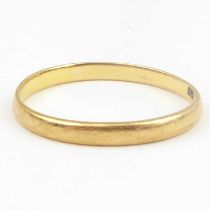 A 22ct gold thin wedding band, size M, approx 1.6g.