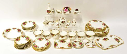 ROYAL ALBERT; a quantity of 'Old Country Roses' pattern tableware, to include plates, side plates,