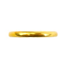 A 22ct gold thin wedding band, size M, approx. 2.7g.