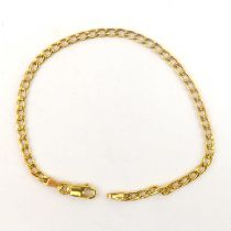 A 9ct gold flat curb link bracelet with lobster claw clasp, bright colour, length 17cm, approx. 1.