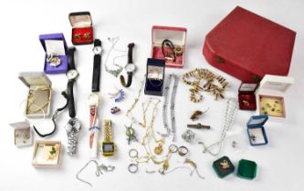 A quantity of costume jewellery, to include a hardstone brooch, various watches, necklaces, stud
