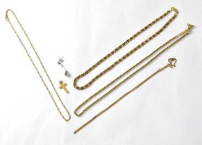 Four 18ct gold chain necklaces to include large flat link, chevron box link, and two fine link
