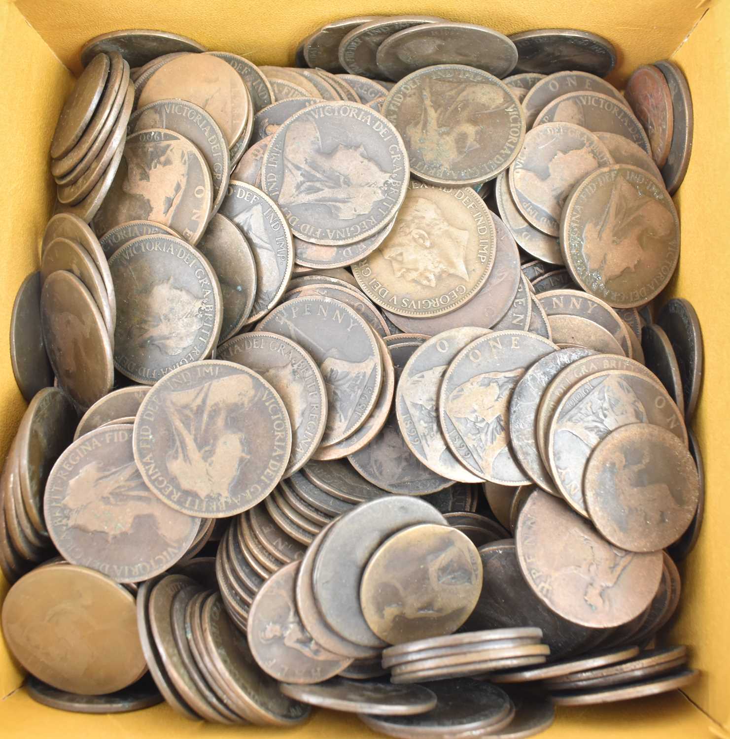 Approximately three hundred Victorian and earlier pennies, together with a small quantity of half