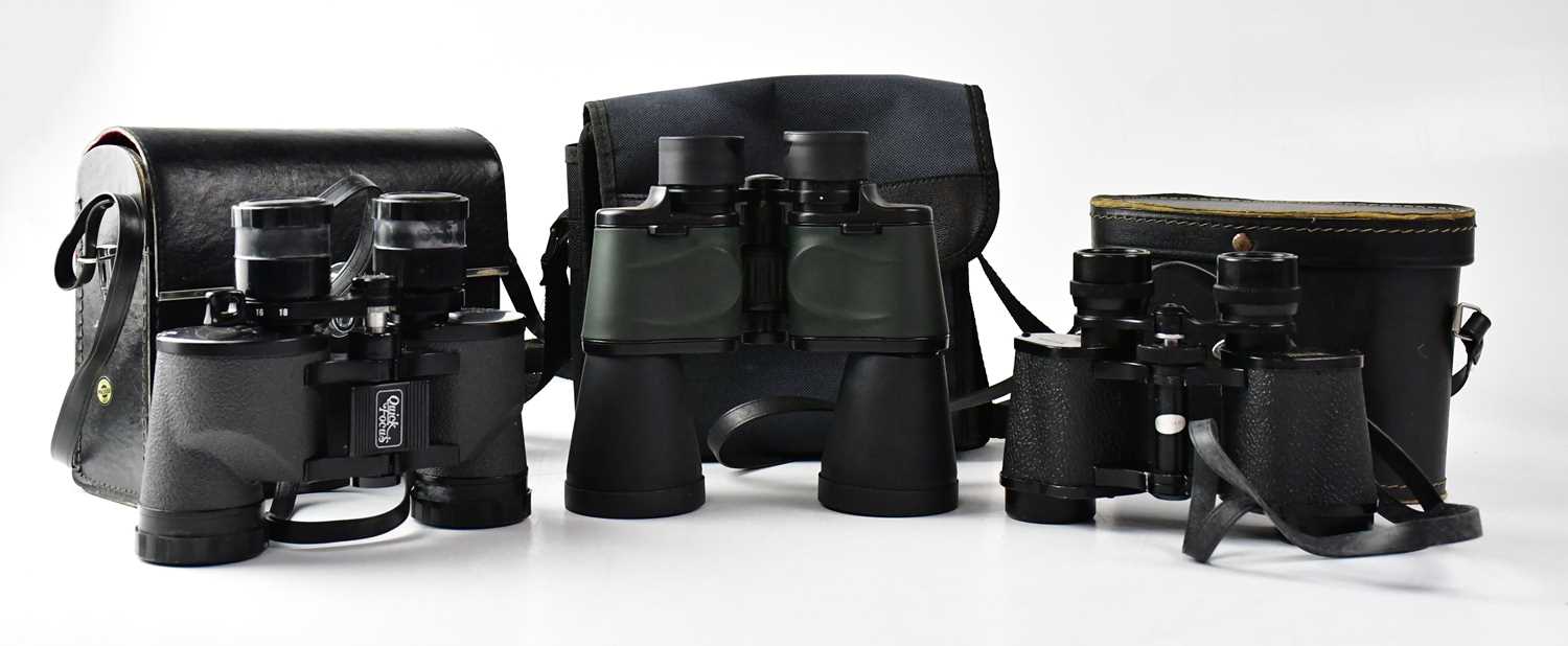 Three cased pairs of binoculars, comprising Wanderer coated optics 8 x 30 field glasses, Falcon Zoom - Image 2 of 2