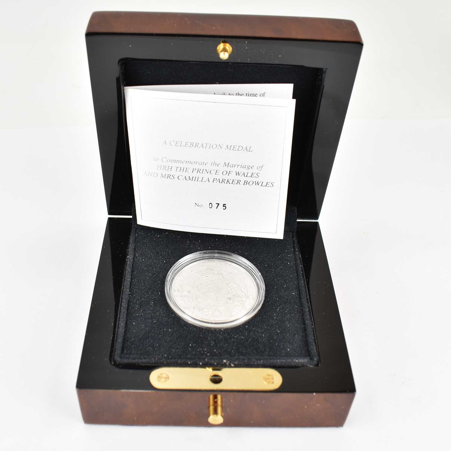 THE ROYAL MINT; an encapsulated proof celebration medal to commemorate the marriage of HRH The - Image 2 of 6