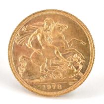A Queen Elizabeth II full sovereign 1978, George and Dragon, London Mint. Condition Report: 7.9g.