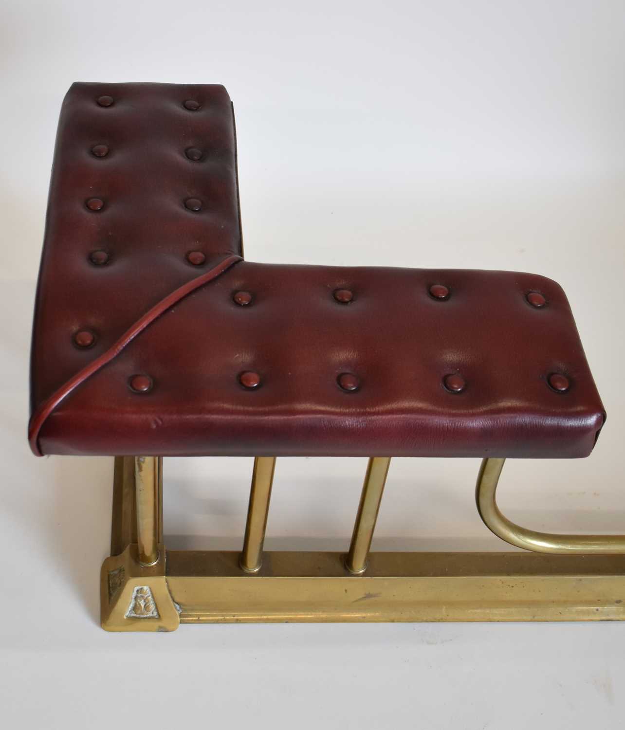 An adjustable club fender with vintage-style buttoned leather seats, raised on gilt metal - Image 3 of 4