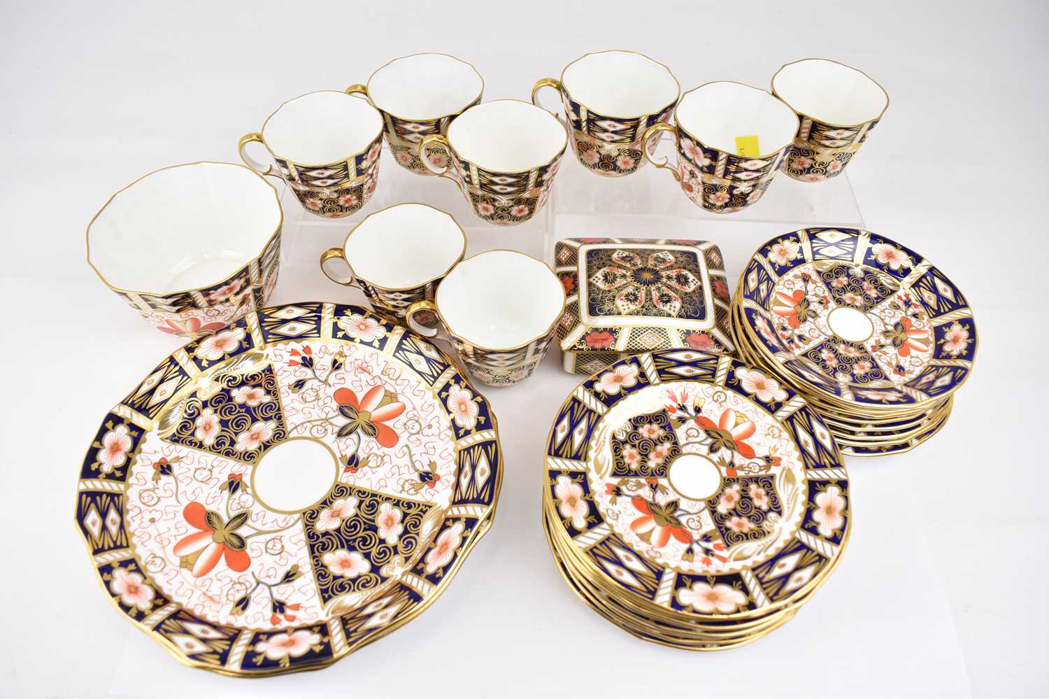 ROYAL CROWN DERBY; a twenty-seven piece part tea set in the 2451 pattern, comprising eight - Image 2 of 4