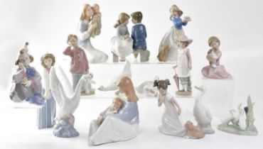 NAO; fourteen figures, to include duck figure groups, two figures of mothers with children,