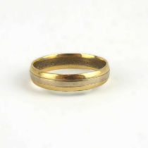 A 9ct gold wedding band, size X, approx. 4.4g.