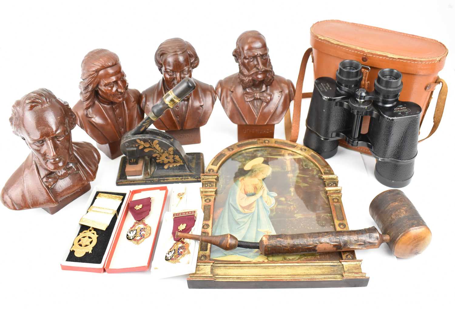 Various collectors' items comprising four resin busts of composers in a wood effect, a rustic