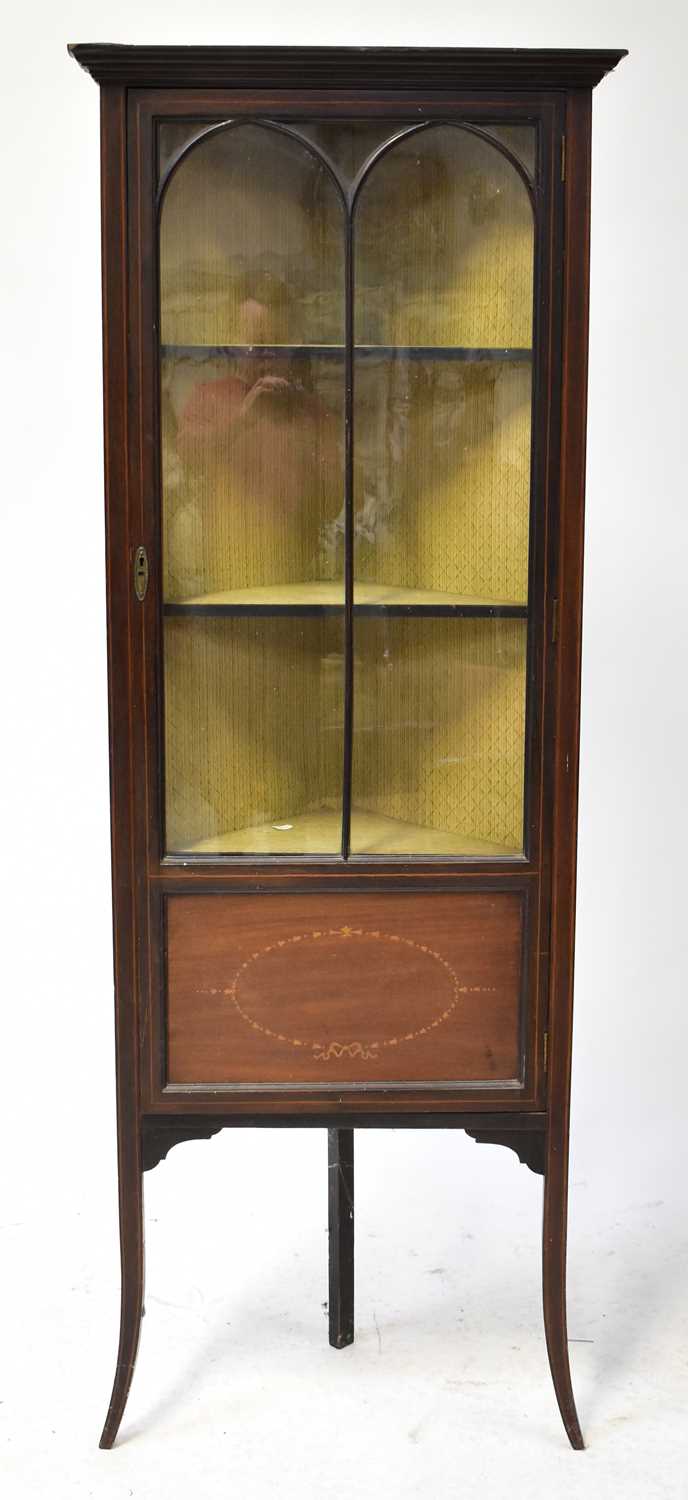 An Edwardian inlaid mahogany floor-standing corner glazed display cabinet on outswept legs, 175 x 64