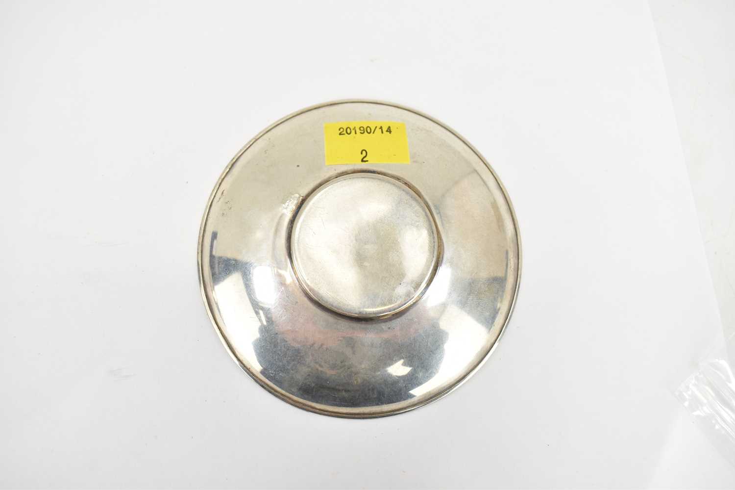 Two silver pin dishes, one with five cent Mexican coin to centre, diameter 8.5cm, the other marked - Image 5 of 5