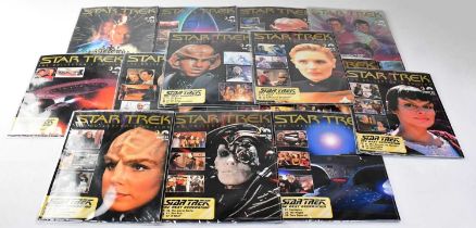 A quantity of 'Star Wars: The Collectors' Edition' magazines and various comics to include '