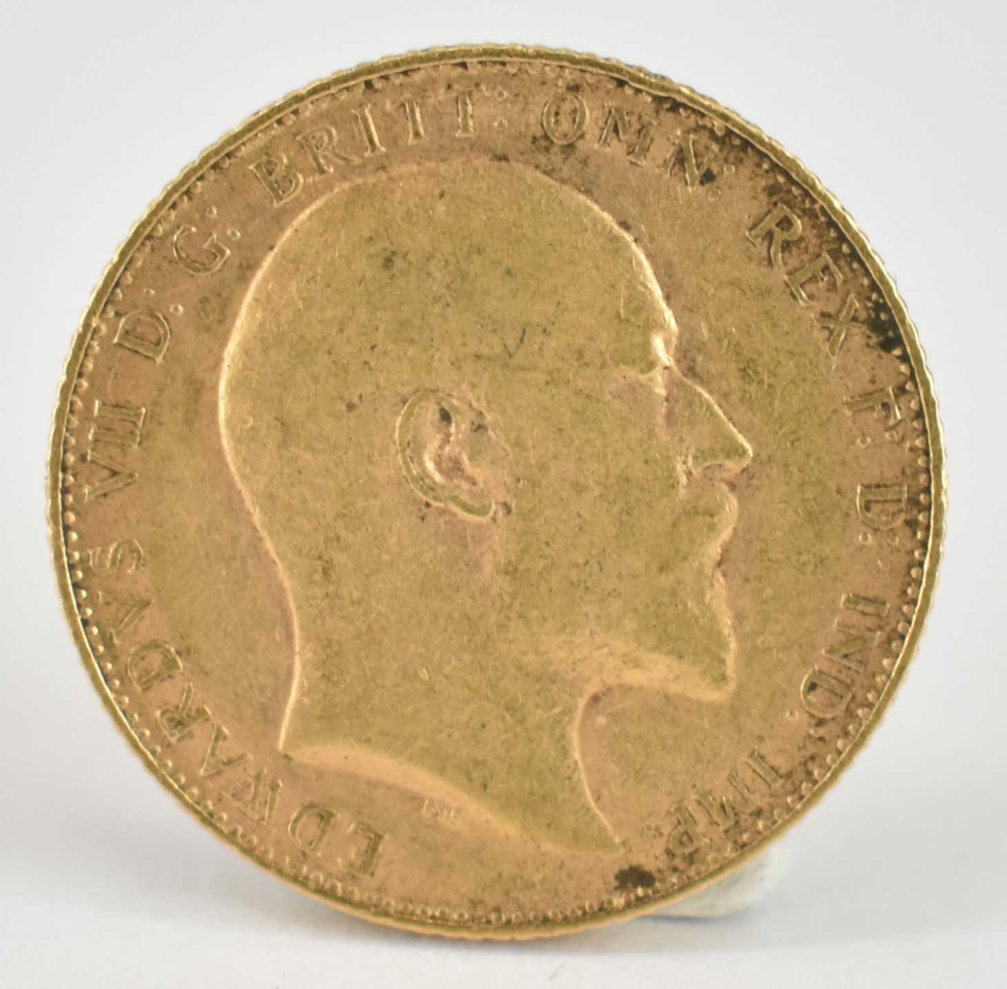 An Edward VII full sovereign 1907, George and Dragon, London Mint. Condition Report: 7.98g. - Image 2 of 2