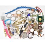 Various mixed costume jewellery including a 9ct gold thin dainty chain, various ladies' and