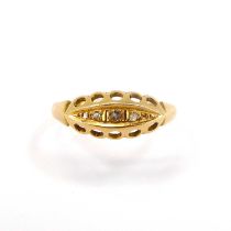 An 18ct gold Victorian-style ring set with five graduated small diamonds, size P, approx. 2g (af).