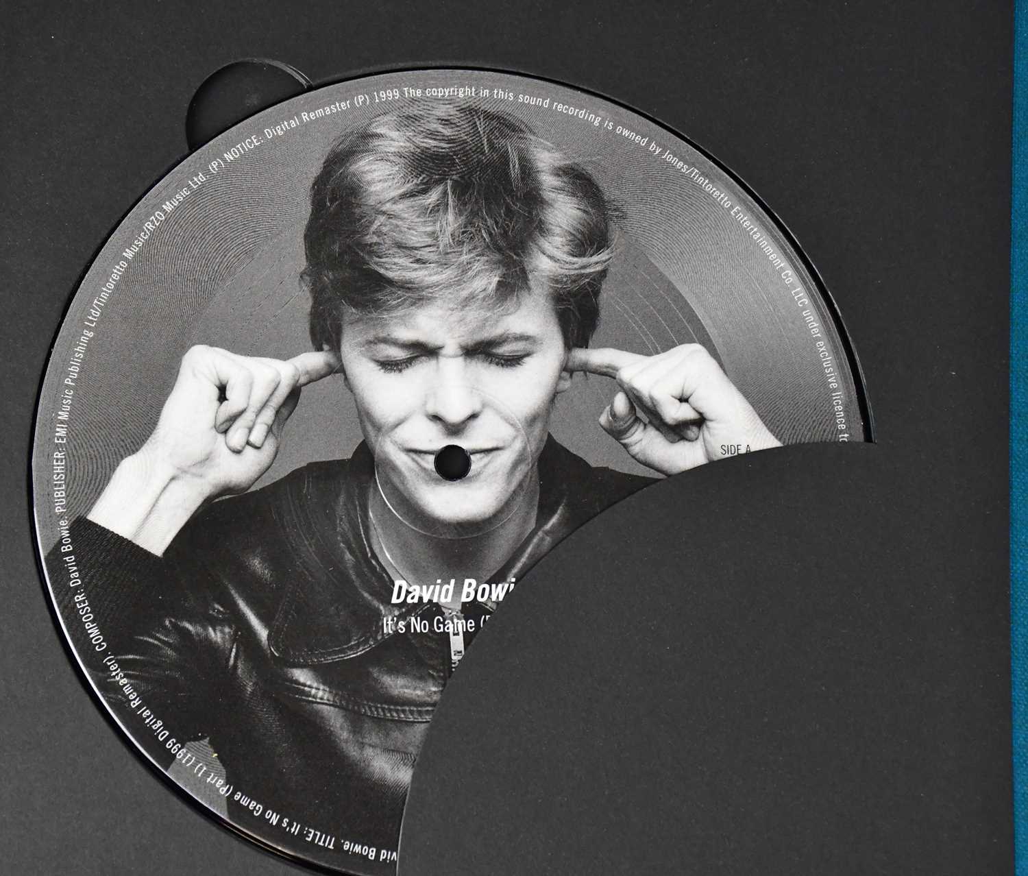 DAVID BOWIE; a limited edition book 'Speed of Life' by David Bowie and Masayoshi Sukita, no.1888/ - Bild 10 aus 15