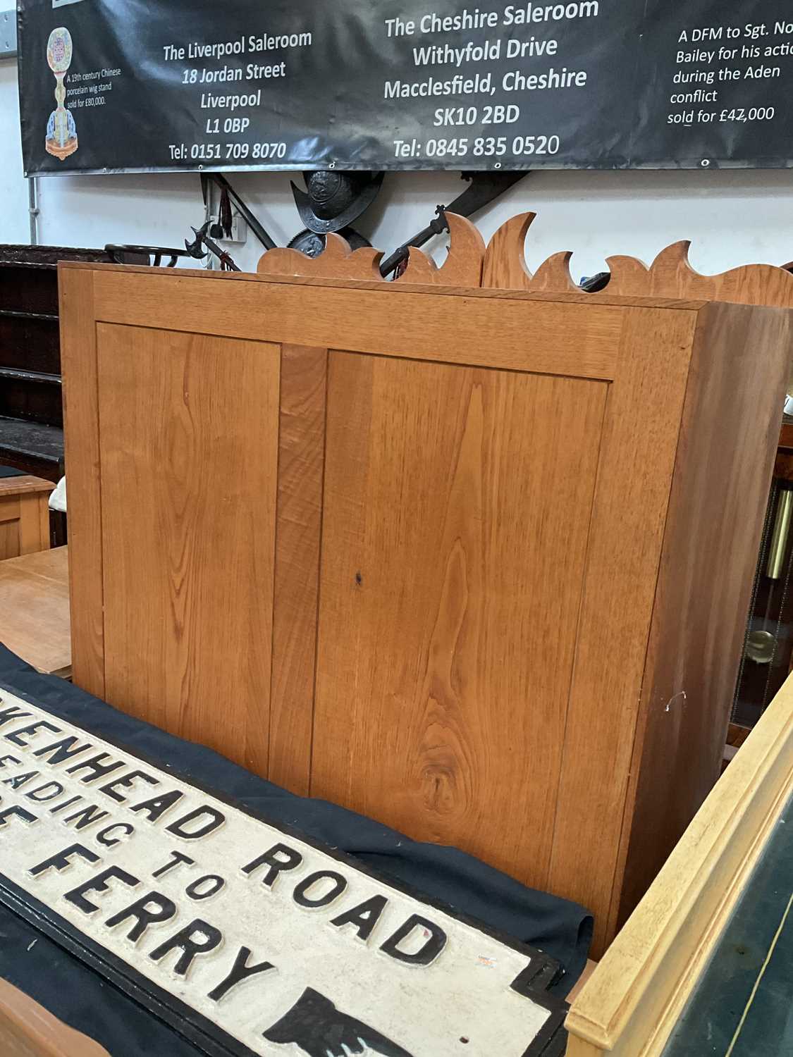 A modern oak cupboard on stand, with two short drawers, with naturalistic style wrought ironwork - Bild 5 aus 5