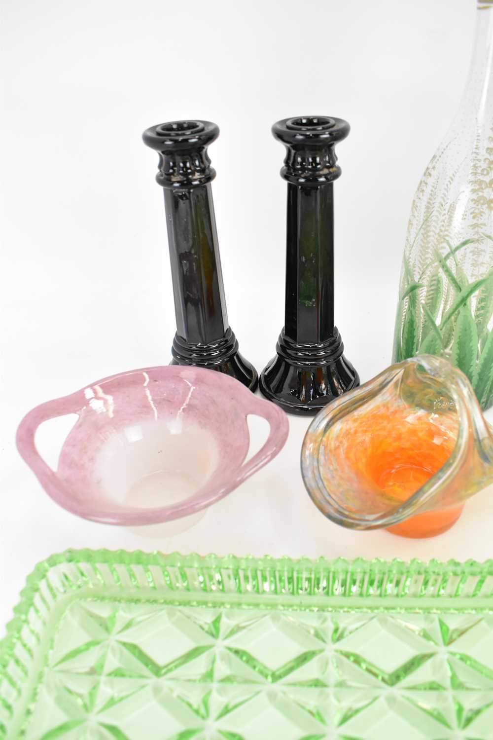 Mixed art and coloured glassware to include a pair of bulbous Victorian opaline glass vases, - Image 2 of 6