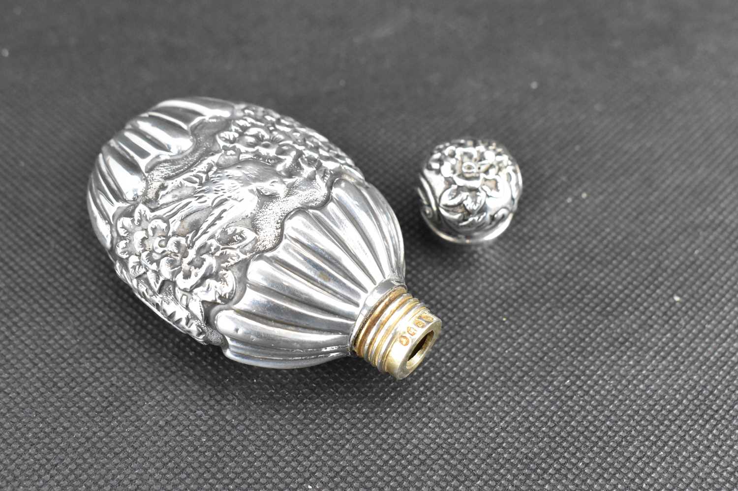 A late 19th/early 20th century hallmarked silver perfume bottle of ovoid form with central band - Image 3 of 5